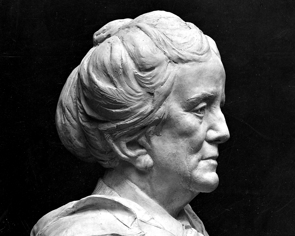 Portait Sculpture